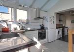 Location vacances Godalming - Cozy Guest Room in Aldershot Perfect for Solo Travellers-3