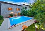 Location vacances Barban - Angelika in Grabri - Haus für 6-8 Personen-1
