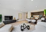 Location vacances  Luxembourg - Spacious 6th-Floor Gem: Modernity Meets Comfort-3
