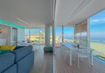 Location vacances  Province de Macerata - Seafront Luxury Apartment with Private Parking by Host Hero-1