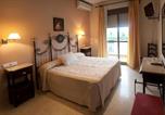 Location vacances  Cordoue - Hostal San Luis-4
