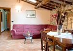 Location vacances Pieve Santo Stefano - Charming apartment in Caprese Michelangelo, shared pool.-4