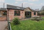Location vacances  Gare Foregate de Worcester - Otter's Rest-1