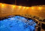 Location vacances Bangor - Brynteg Cottage | Sea Views | Hot Tub-4