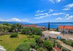 Location vacances Primorsko-Goranska - Apartments in Novi Vinodolski 39102-3