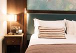Hôtel Portrush - The Lodge Hotel-4