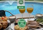 Location vacances Seville - Hostal Avenida Andalucia - Solo Adultos-1