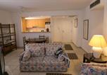 Location vacances Begur - 2 bed. Gf apartment in center of Begur w shared pool parking H62-4
