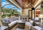 Location vacances Fort Myers - Coral Falls-Private Resort-Style Retreat with Pool, Spa, Tiki Hut-3