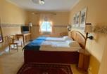 Hôtel Kristinehamn - Broby Gästgivaregård-3