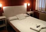 Location vacances Ripoll - Hostal Porta De Núria-1