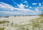 Hôtel Myrtle Beach - Southern Breeze Ocean Front Hotel-4