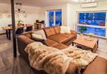 Location vacances Le centre historique de La Hesse - 2 Bedroom Beautiful Home In Ulrichstein-3