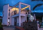 Hôtel Caronia - Assabinirica-1