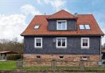 Location vacances  Gare de Suhl - 2 Bedroom Nice Apartment In Suhl-3