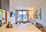 Location vacances Puerto Varas - Hom I 1d1b, Calefaccion Central, Piscina temperada, Wifi, Estacionamiento-1