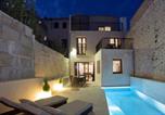 Location vacances Pollença - Mesmerizing Mallorca Villa 4 Bedrooms Villa Pollensa Feelings-2