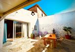 Location vacances Lisbonne - Charming Rustic Wine Cellar House in Reguengo Grande with Fireplace-1