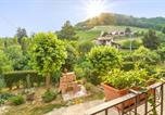 Location vacances Monforte d'Alba - Awesome Apartment In Monforte Dalba-1