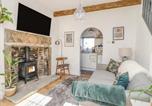 Location vacances  Gare d'Halifax - 4 Pulmans Place-2