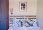 Hôtel Porto Rico - Room 13 Breezy Veranda with City Views, Free Parking-2