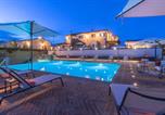 Location vacances Castel Giorgio - Tenuta Poggio Guiano by Posarellivillas-2