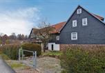 Location vacances  Gare de Suhl - 2 Bedroom Nice Apartment In Suhl-4
