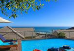 Hôtel George - Brenton Haven Beachfront Resort-3