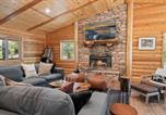 Location vacances Big Bear Lake - Village Pines Lodge - Walk to Lake/Village, Close to Slopes-2