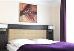 Hôtel Gare centrale de Düsseldorf - Hotel Famosa-1