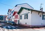 Location vacances Saint-Jean-de-Luz - Maison de ville-2
