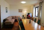 Location vacances Nin - Apartment in Nin with sea view, terrace, air conditioning, Wi-Fi (4868-4)-3