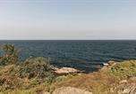 Location vacances Gudhjem - Three-Bedroom Holiday Home In Gudhjem-2