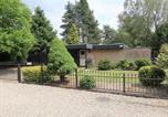 Location vacances  Limburg Province - Bungalow Sonnerust-1