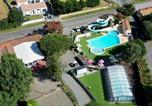 Camping Nieul-le-Dolent - Flower Camping Le Pavillon-1
