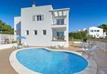 Location vacances Ferreries - Villa Carolina-1