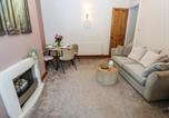 Location vacances Haworth - Steam View Cottage-4