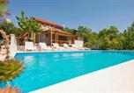 Location vacances Lac bleu - Peaceful family home Sena with Privat pool,Vinjani Donji, Imotski-3