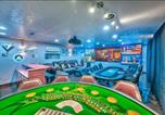Location vacances Pahrump - Luxurious Vegas Villa Near Strip I Pool & Hot Tub-2