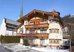 Location vacances Kaltenbach - Apartment in Kaltenbach near Ski Lift-1