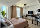 Location vacances Mar del Plata - Mardelsuites - Studios Modernos Piso Alto - Vista al Mar, Pileta, Cochera, Ac, 2min Playa-1