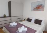 Location vacances Zemun - Danube Riverfront 8-4