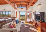 Location vacances Taupo - Treetop Hideaway - Taupo Holiday Home-2