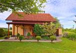 Location vacances Plitvička Jezera - Kuća za odmor Vuković-1