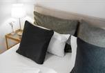 Location vacances Gare de Fribourg-en-Brisgau - Km Style Apartment 1-2