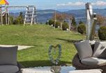 Location vacances Berne - Hilltop luxury villa with mini golf, indoor pool spa-1
