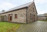 Location vacances Paysage industriel de Blaenavon - Longside-2