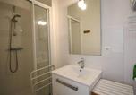 Location vacances Bagnères-de-Luchon - T2 Lumineux Centre Luchon, 4 Pers, Parking, Proche Thermes & Télécabine - Fr-1-313-230-4