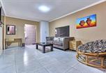 Location vacances  Ellis Park Stadium - 45 On Westmoreland Luxury Guest House-3