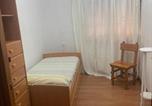 Location vacances  Badalone - Hostal Casa López-3